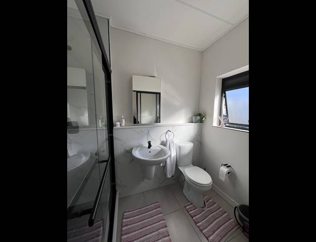 1 BEDROOM APARTMENT TO LET IN RICHWOOD